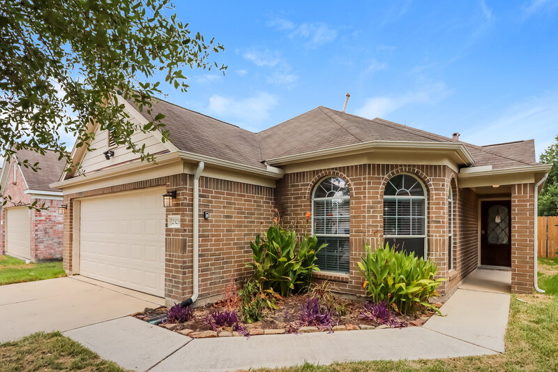 2,170/Mo, 2323 Turnbury Elm Ct Spring, TX 77386 Front View