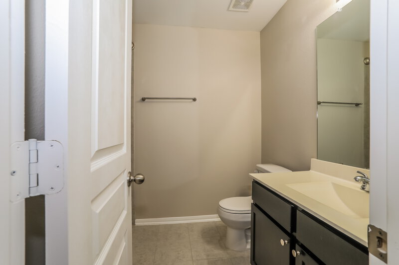 2,415/Mo, 311 Stevia Ave Crosby, TX 77532 Bathroom View