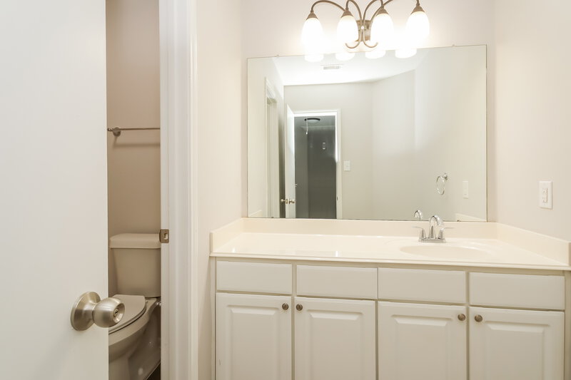 2,030/Mo, 16828 Northern Flicker Trl Conroe, TX 77385 Bathroom View