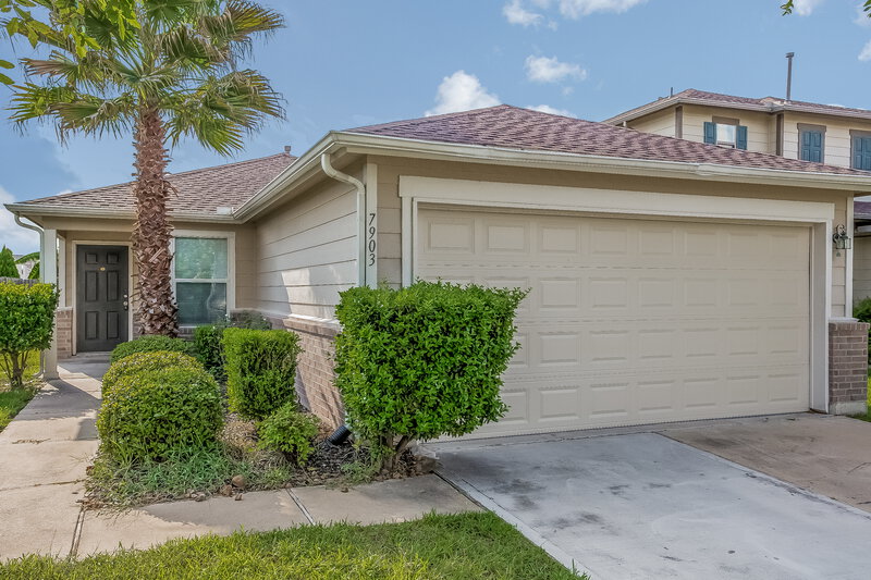 1,820/Mo, 7903 Blue Wahoo Ln Cypress, TX 77433 External View