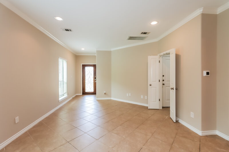 2,420/Mo, 2903 Oak Pointe Blvd Missouri City, TX 77459 Living Room View