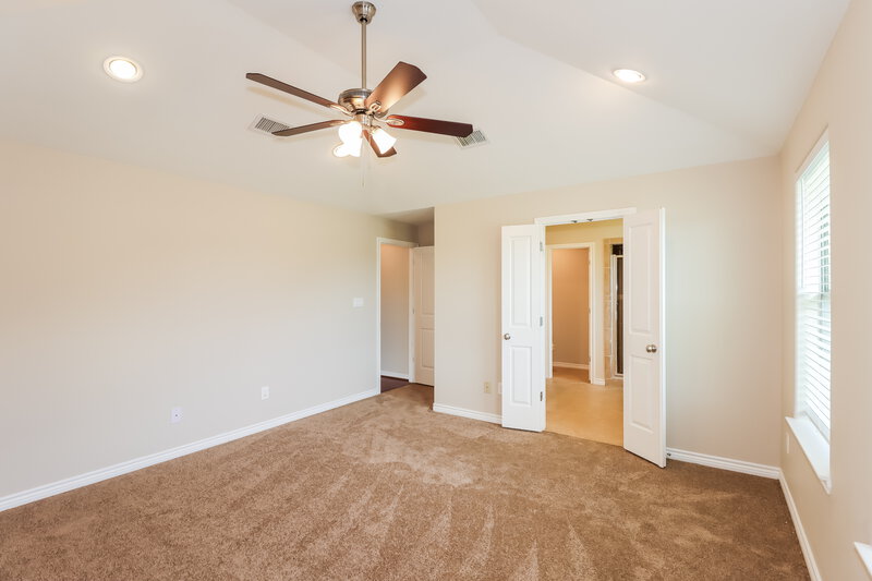 2,420/Mo, 2903 Oak Pointe Blvd Missouri City, TX 77459 Main Bedroom View 2