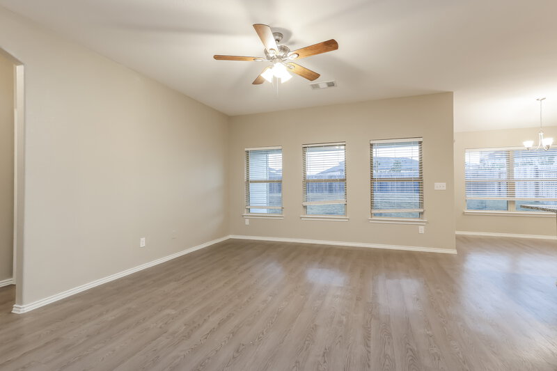 2,270/Mo, 209 Stalwart Hill Trl Magnolia, TX 77354 Living Room View