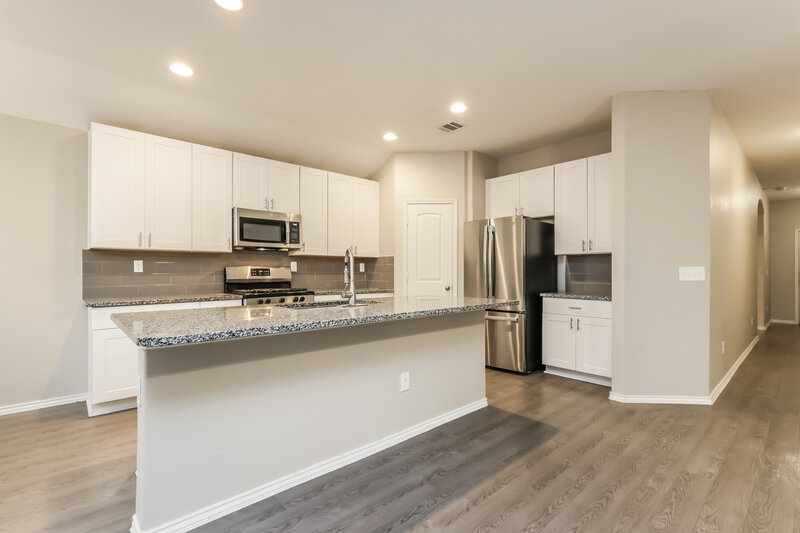 2,270/Mo, 209 Stalwart Hill Trl Magnolia, TX 77354 Kitchen View