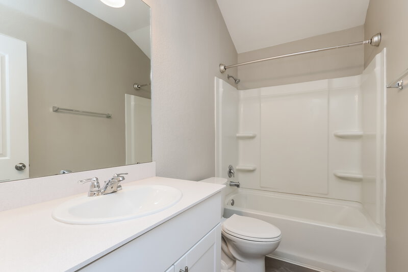 2,270/Mo, 209 Stalwart Hill Trl Magnolia, TX 77354 Bathroom View