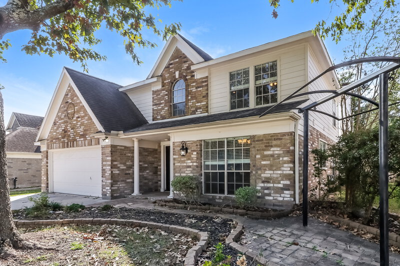 2,100/Mo, 19019 Oakway Dr Humble, TX 77346 Front View