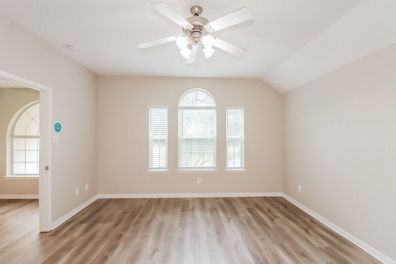 2,270/Mo, 4807 Chase Stone Dr Bacliff, TX 77518 Main Bedroom View