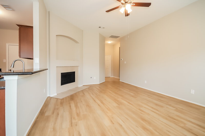 2,175/Mo, 32103 Sue Ln Pinehurst, TX 77362 Living Room View 3