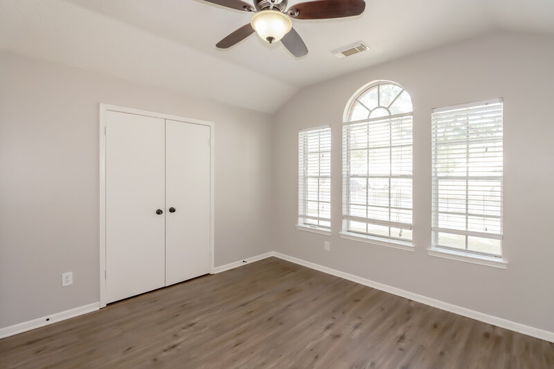 2,400/Mo, 2015 Marot Dr Katy, TX 77493 Bedroom View 3