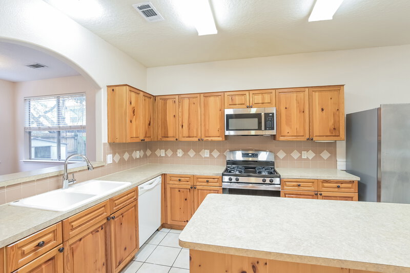 2,285/Mo, 1310 Coppercrest Dr Spring, TX 77386 Kitchen View
