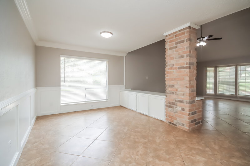 2,175/Mo, 1715 Windy Knoll Dr Houston, TX 77084 Dining Room View