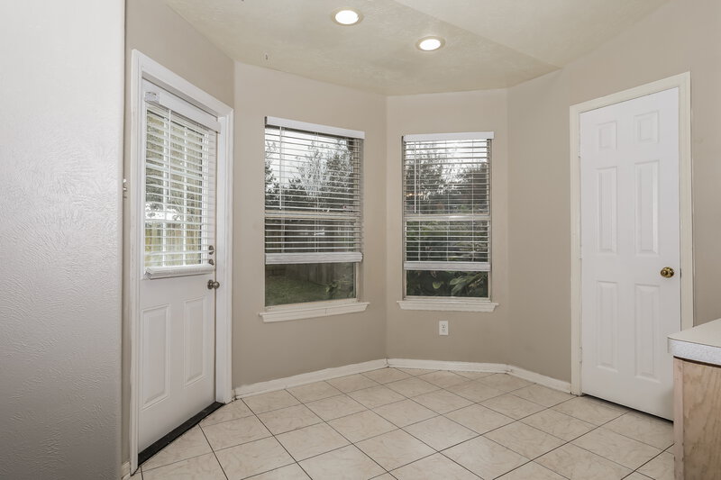 0/Mo, 19823 Indian Cherry Forest Ln Cypress, TX 77433 Breakfast Nook View