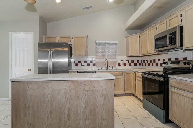 0/Mo, 19823 Indian Cherry Forest Ln Cypress, TX 77433 Kitchen View