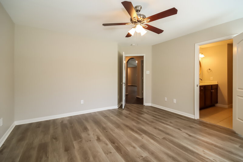 2,085/Mo, 12039 Fairquarter Ln Pinehurst, TX 77362 Main Bedroom View 2