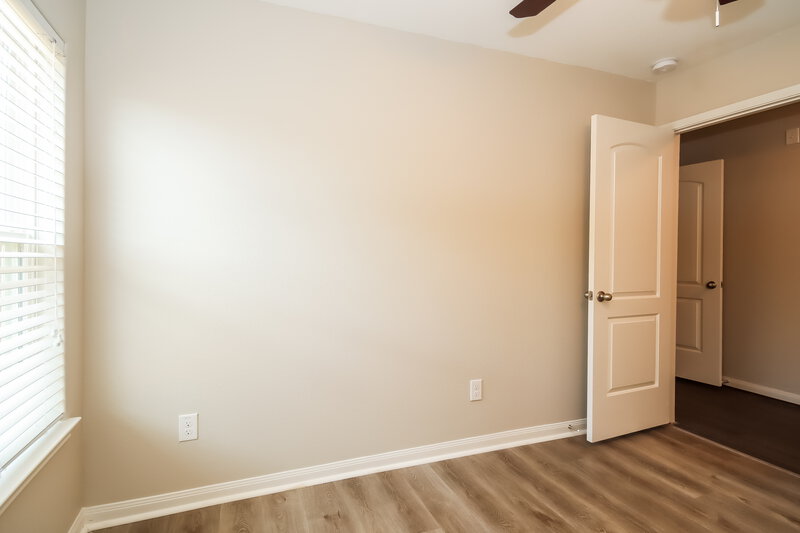 2,085/Mo, 12039 Fairquarter Ln Pinehurst, TX 77362 Bedroom View