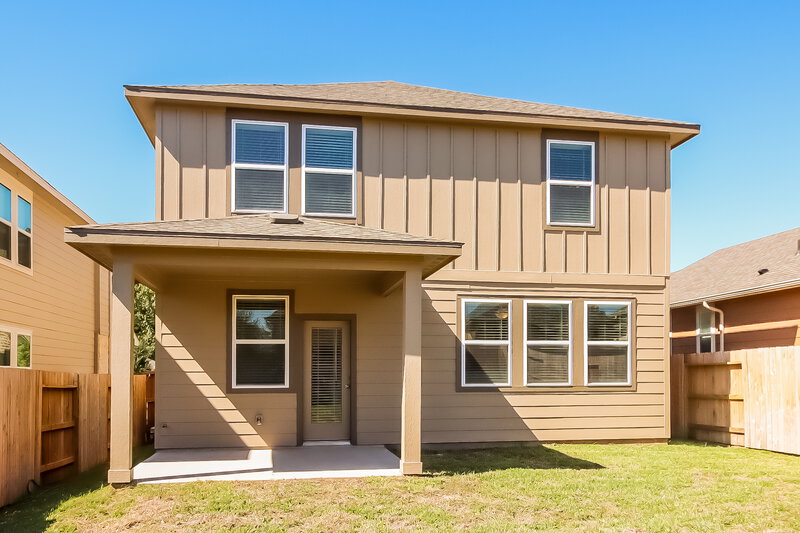 2,095/Mo, 7068 Silverleaf Oak Street Conroe, TX 77304 Rear View