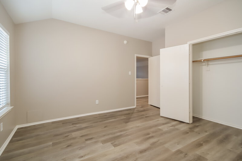 2,380/Mo, 4902 Summer Rain Dr Conroe, TX 77303 Bedroom View