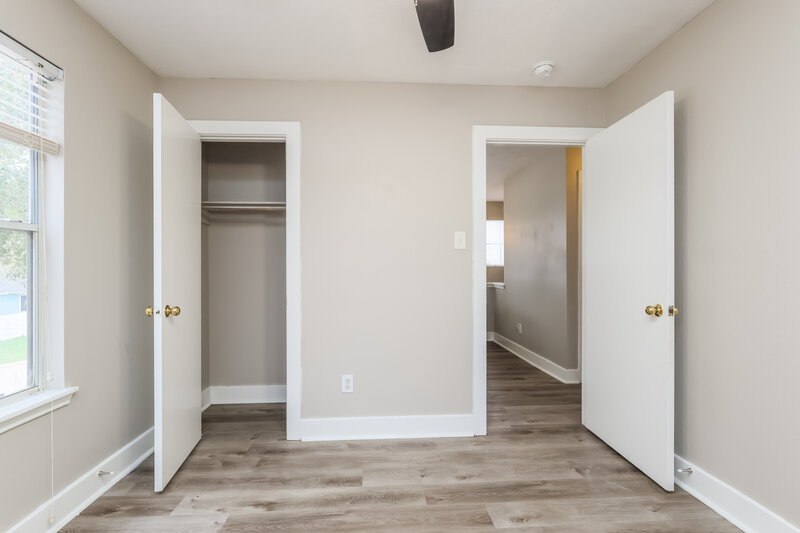 1,920/Mo, 10202 Farrell Dr Houston, TX 77070 Bedroom View