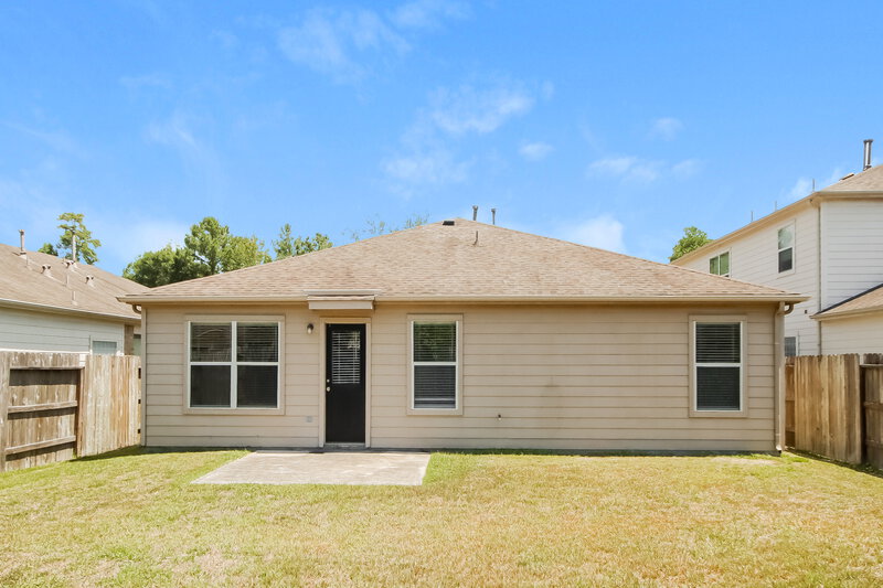 2,035/Mo, 2805 Woodspring Forest Dr Kingwood, TX 77345 Rear View