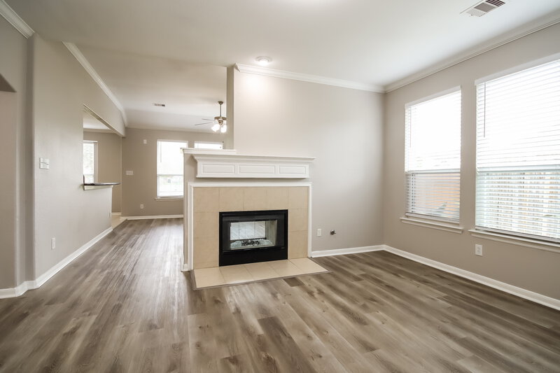 2,290/Mo, 2014 Preston Park Rosenberg, TX 77471 Living Room View 3