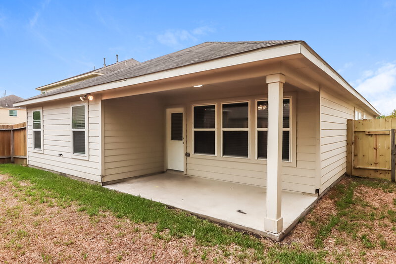 1,955/Mo, 9857 Lace Flower Way Conroe, TX 77385 Rear View