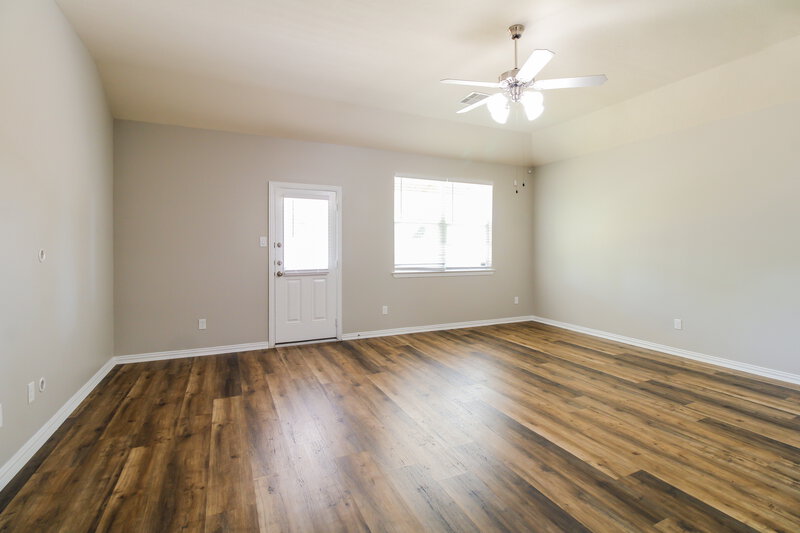 0/Mo, 2634 Key West Dr Katy, TX 77493 Living Room View