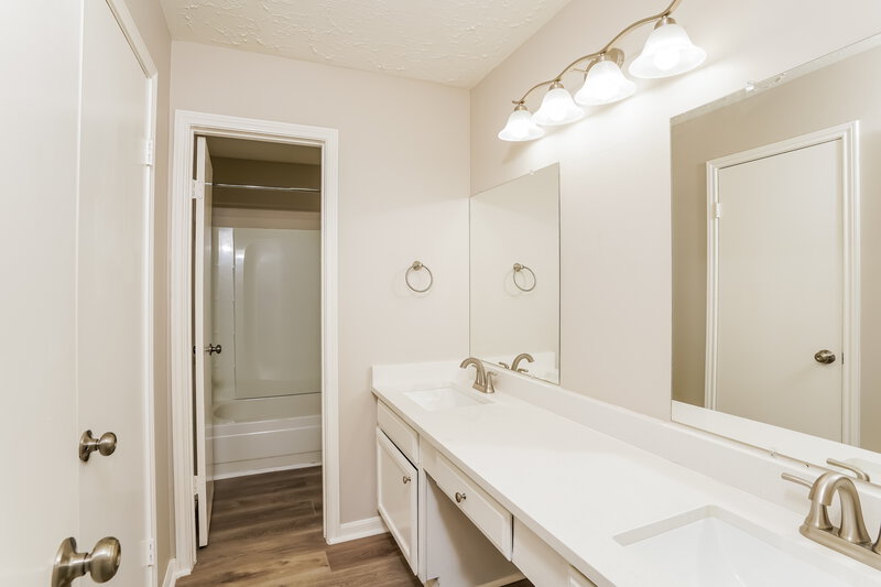 2,980/Mo, 8510 Quail Crest Dr Missouri City, TX 77489 Bathroom View