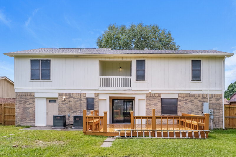 2,980/Mo, 8510 Quail Crest Dr Missouri City, TX 77489 Rear View