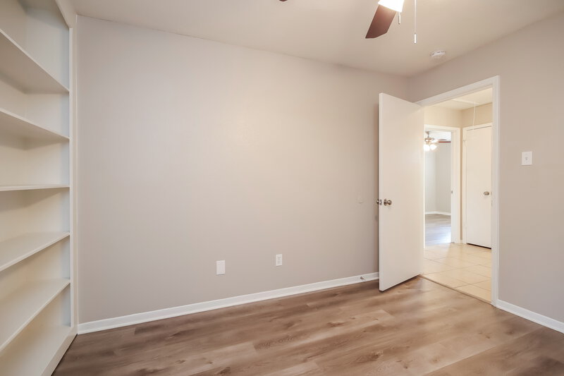 1,960/Mo, 3603 Misty Ln Pearland, TX 77581 Bedroom View 2