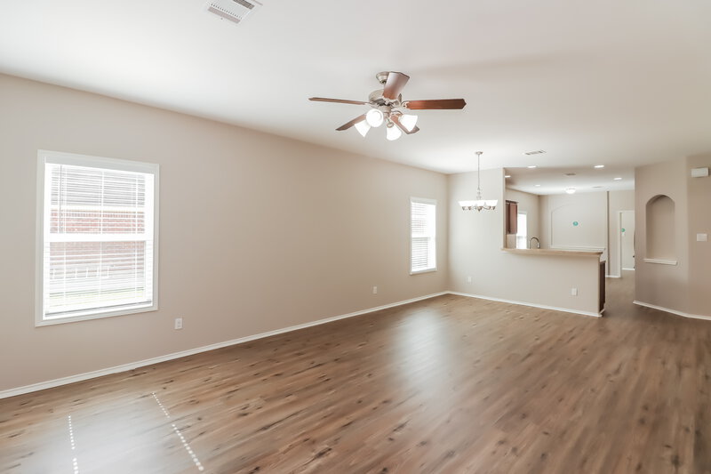 1,870/Mo, 718 Neap Ct Crosby, TX 77532 Living Room View