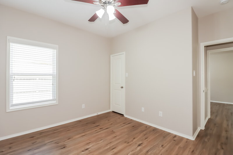 1,870/Mo, 718 Neap Ct Crosby, TX 77532 Bedroom View 2