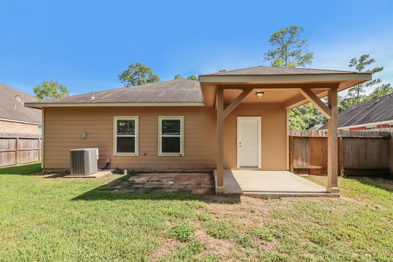 1,870/Mo, 718 Neap Ct Crosby, TX 77532 Rear View