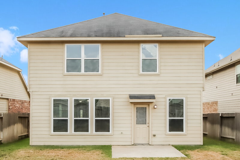 0/Mo, 9015 Eldorado Glen Dr Humble, TX 77338 Rear View