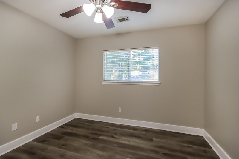 2,075/Mo, 18120 Red Pine Ct Porter, TX 77365 Bedroom View 2