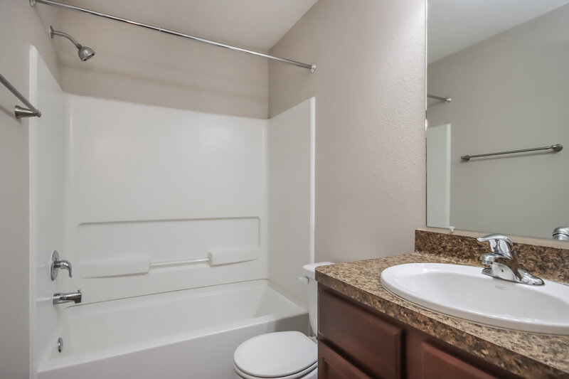 1,815/Mo, 24073 Wilde Dr Magnolia, TX 77355 Bathroom View