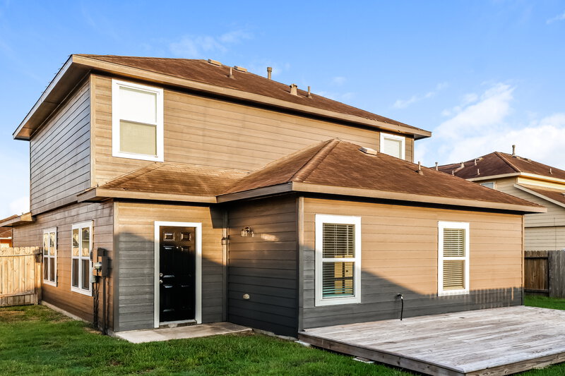 2,430/Mo, 2207 Grand Isle Ln Rosenberg, TX 77471 Rear View