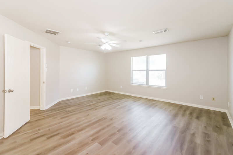 2,410/Mo, 2014 Freedom Ct Missouri City, TX 77459 Main Bedroom View 2