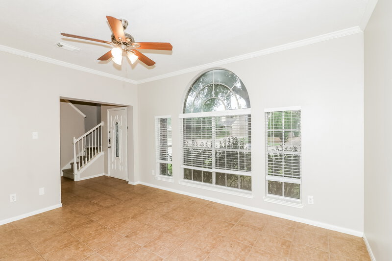 2,130/Mo, 15806 Mission Crest Ct Houston, TX 77083 Living Room View