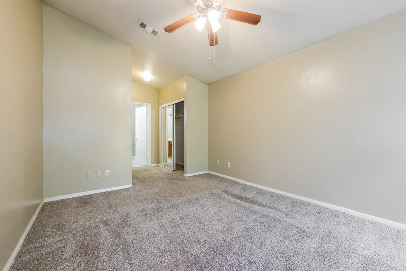 1,885/Mo, 23 Emery Cliff Pl Spring, TX 77381 Main Bedroom View