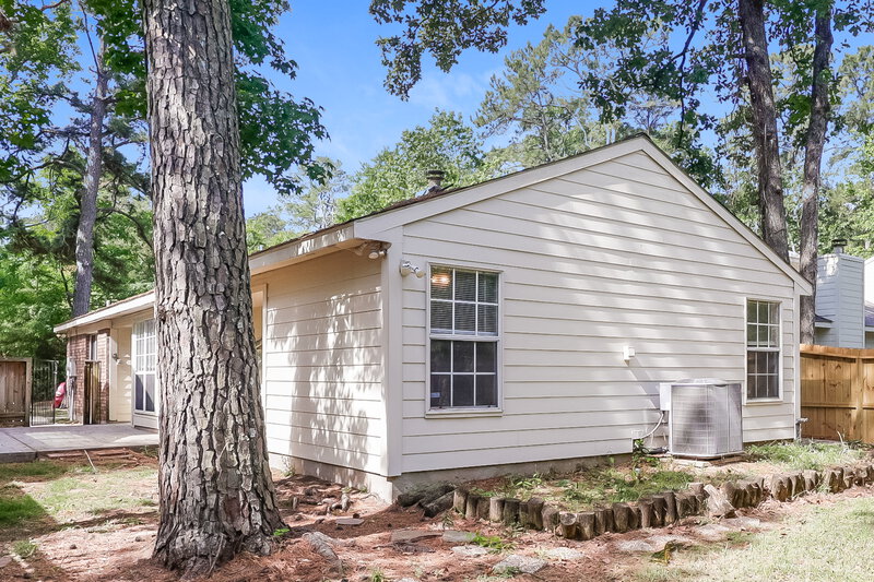 1,885/Mo, 23 Emery Cliff Pl Spring, TX 77381 Rear View