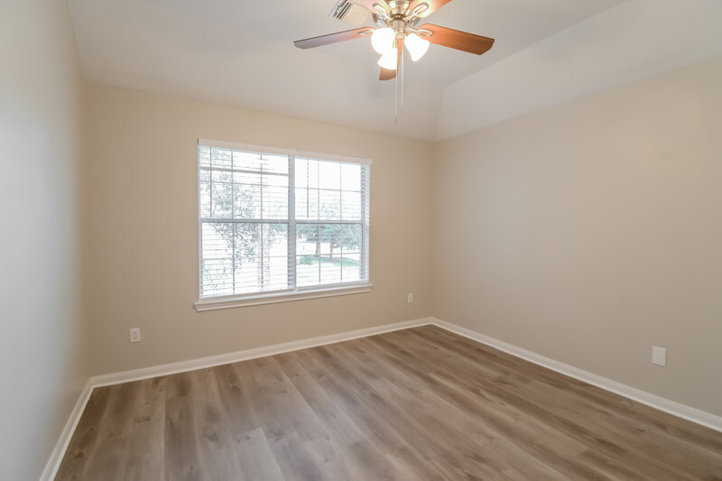 2,765/Mo, 4419 Chestnut Grv League City, TX 77573 Bedroom View 3