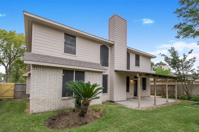 2,765/Mo, 4419 Chestnut Grv League City, TX 77573 Rear View