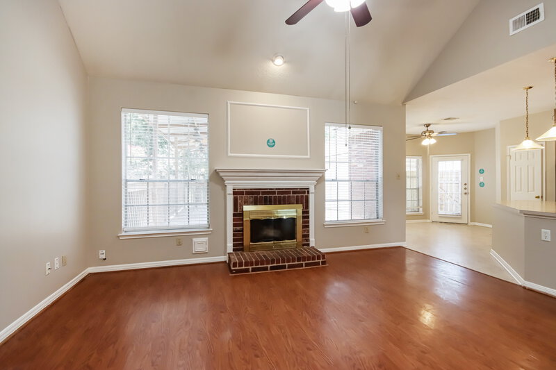 2,200/Mo, 12415 Logan Mill Dr Houston, TX 77070 Living Room View