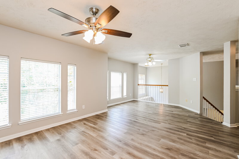 0/Mo, 2634 Vermillion Rd Seabrook, TX 77586 Family Room View