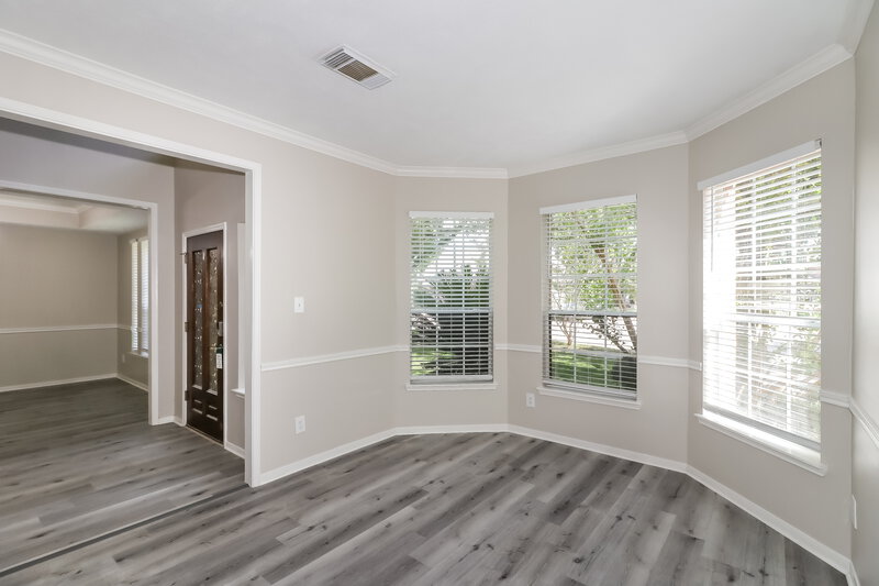 2,855/Mo, 2634 Vermillion Rd Seabrook, TX 77586 Family Room View