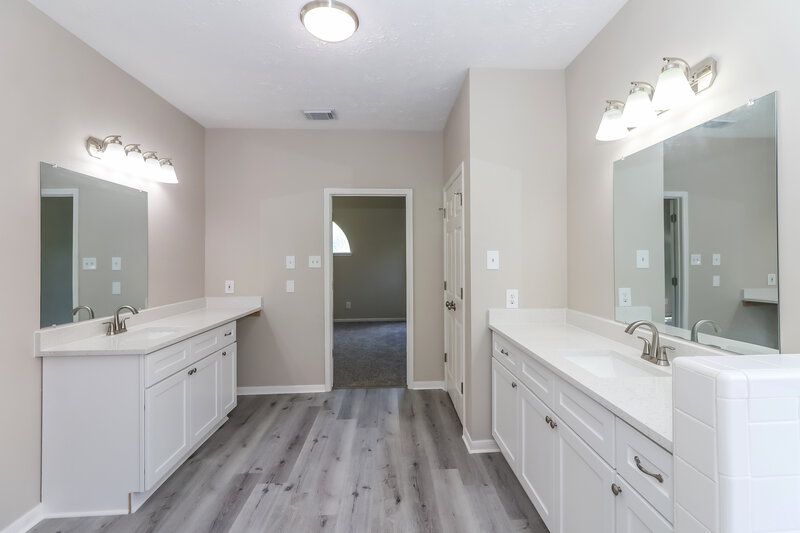 2,855/Mo, 2634 Vermillion Rd Seabrook, TX 77586 Bathroom View
