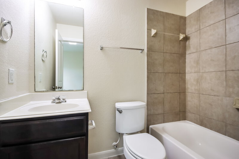 2,585/Mo, 3014 Rose Trace Dr Spring, TX 77386 Bathroom View