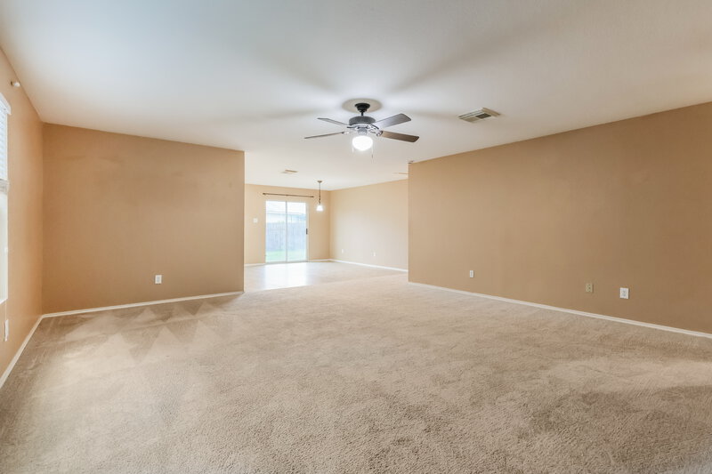 1,490/Mo, 2034 Vanamen Ct Conroe, TX 77304 Living Room View