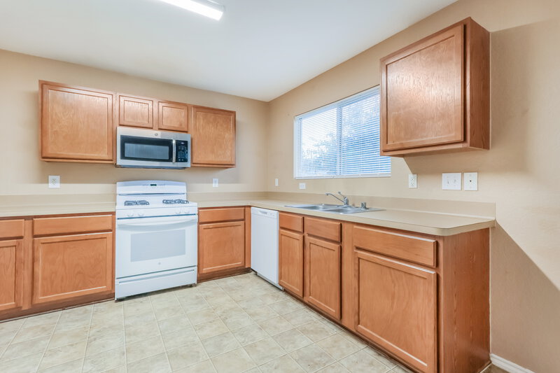 1,490/Mo, 2034 Vanamen Ct Conroe, TX 77304 Kitchen View 2