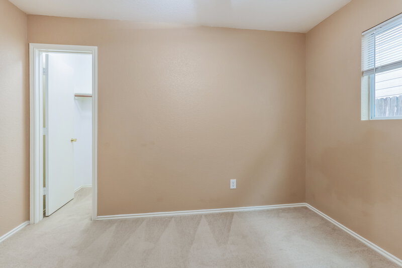 1,490/Mo, 2034 Vanamen Ct Conroe, TX 77304 Bedroom View 2